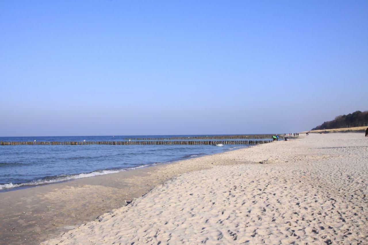 Am Horizont No 2 Fuer 2- 4 Pers, 2 Schlafz, Suedbalkon, Parkplatz Strandnah 400 Meter Zingst Εξωτερικό φωτογραφία